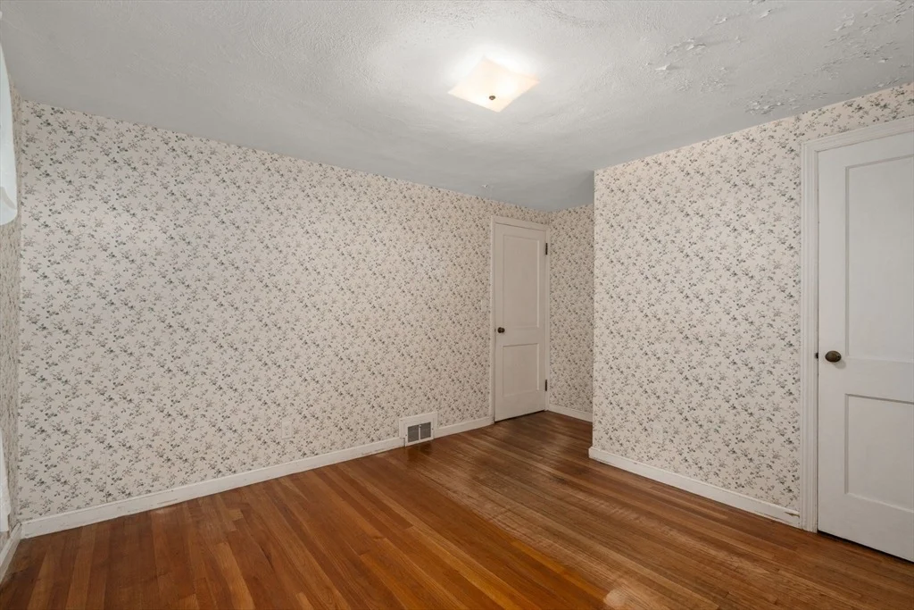 Photo of 69 Mohawk Dr
