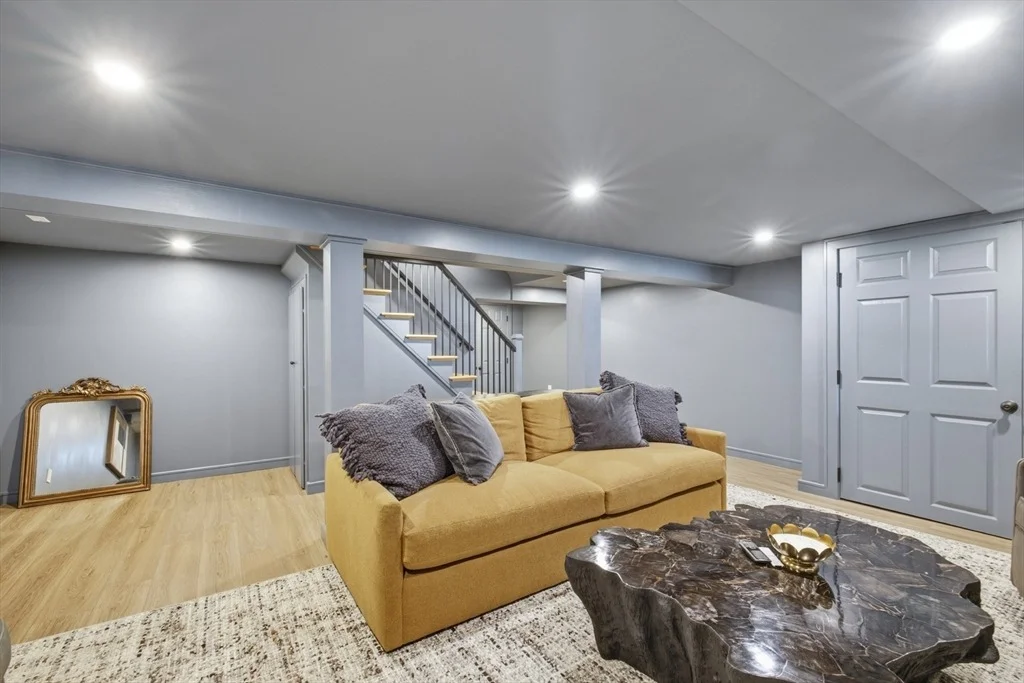 Photo of 6 Lockway Road