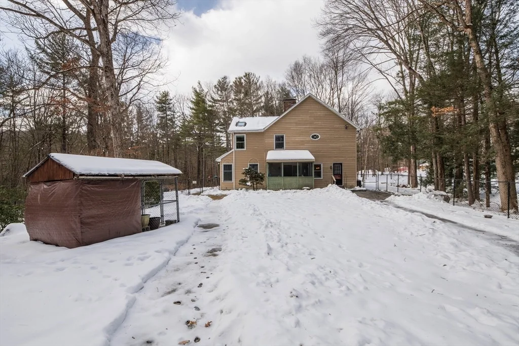 Photo of 469 Sylvester Rd