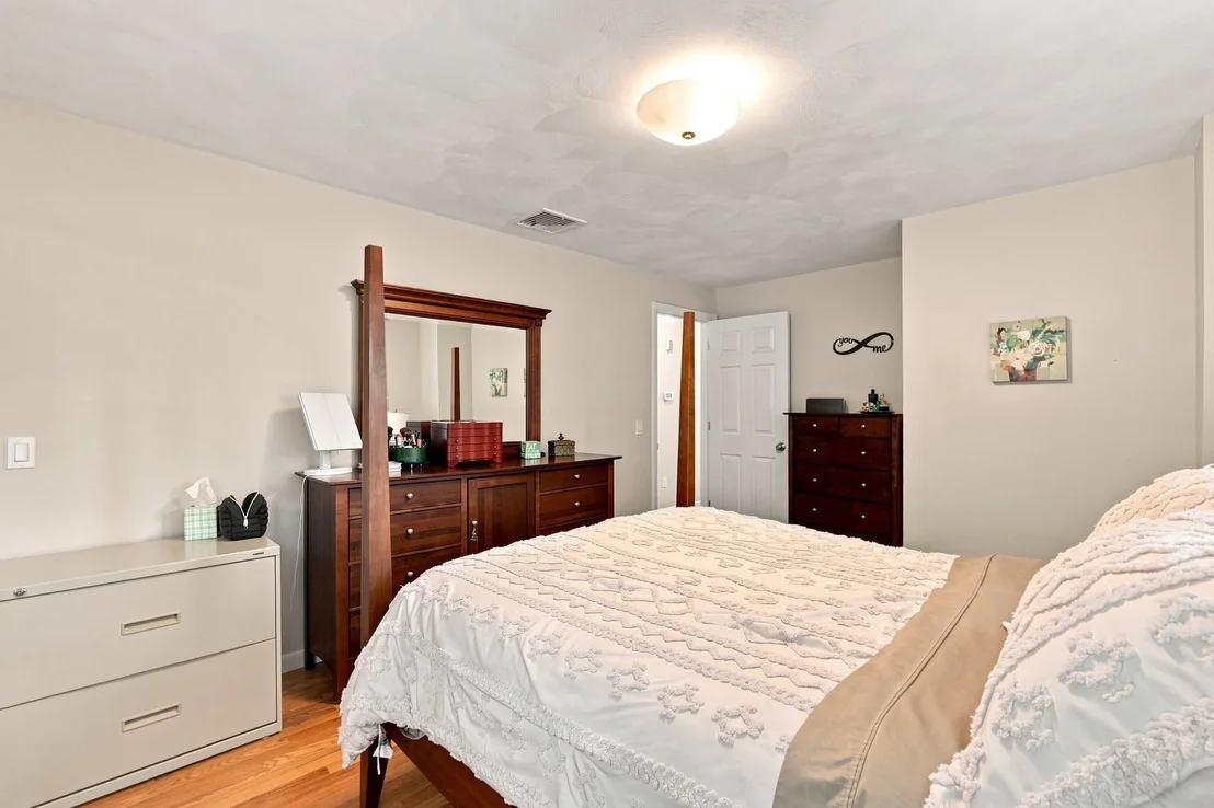Photo of 32 Mountaindale Rd