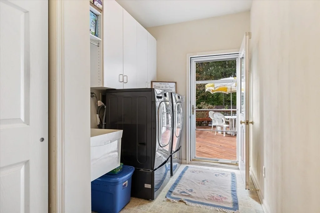 Photo of 7 Thoreau Cir