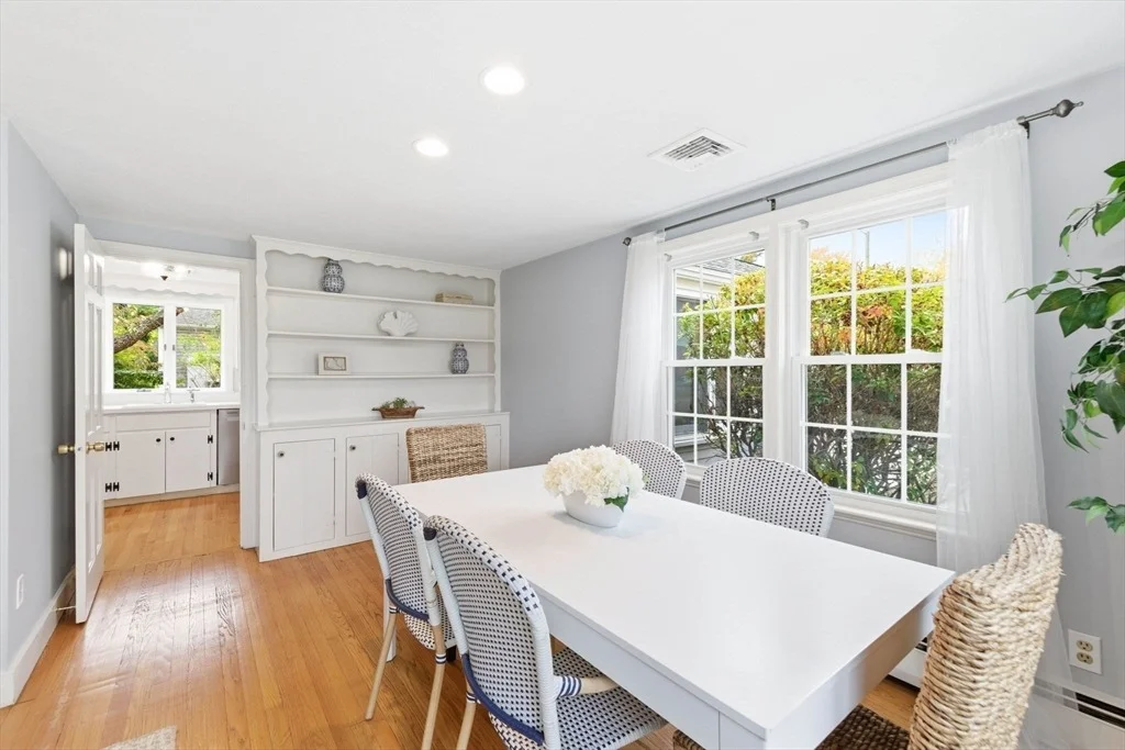 Photo of 18 James Way