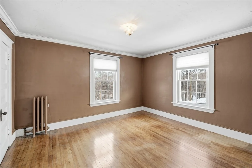Photo of 18 Crescent St