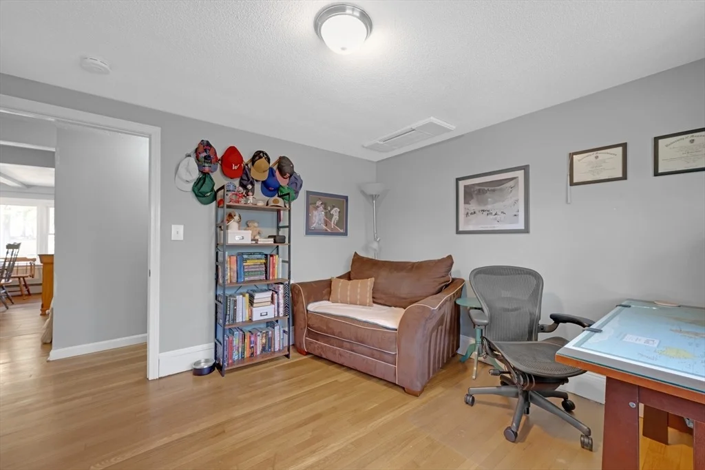 Photo of 3 Santom St