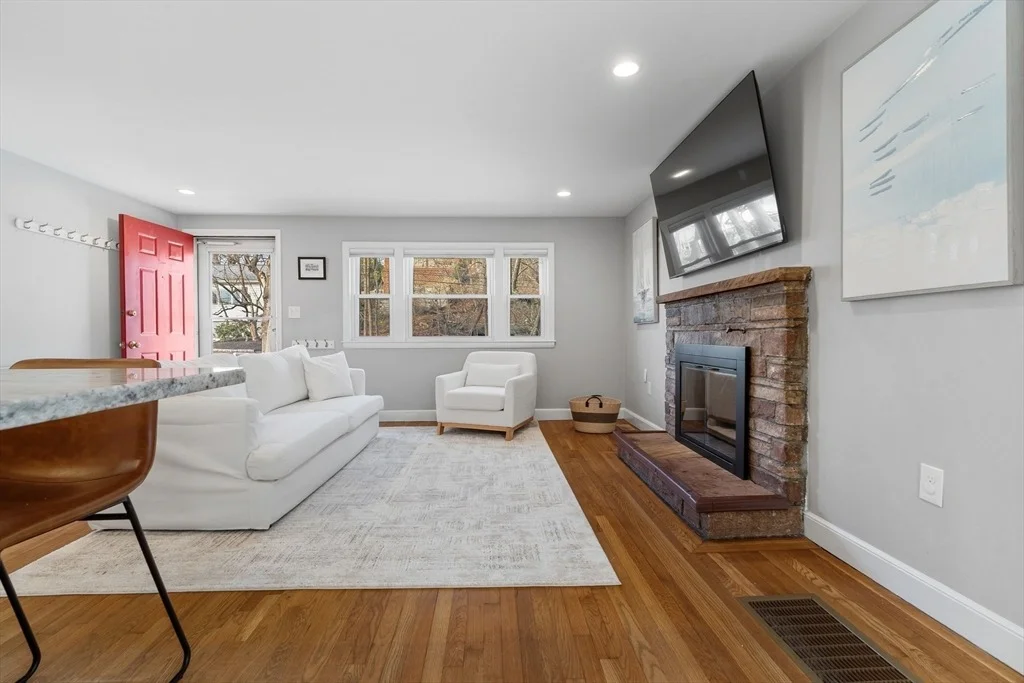 Photo of 25 Hazelmere Rd