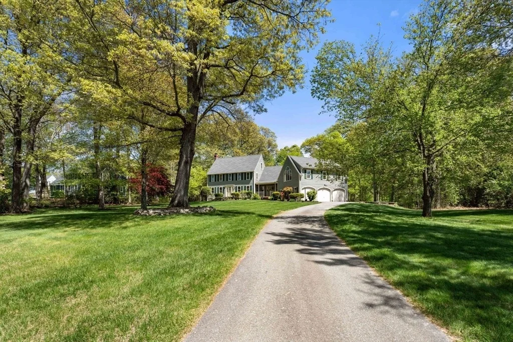 Photo of 13 Lisa Ln