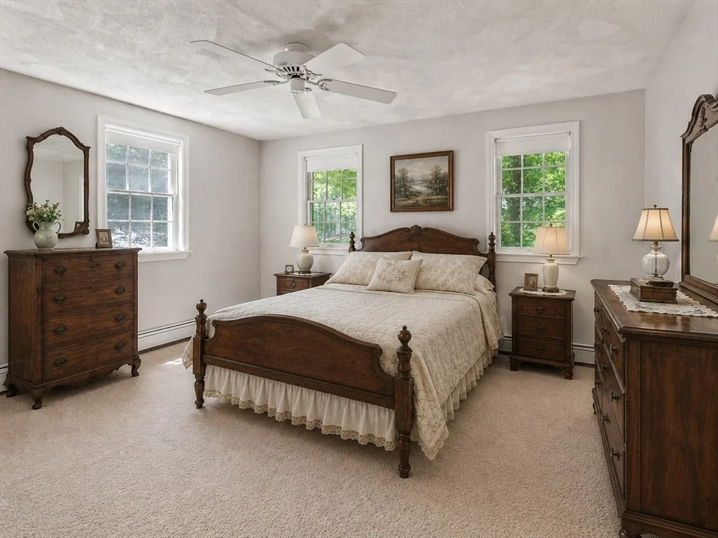Photo of 14 Running Brook Cir
