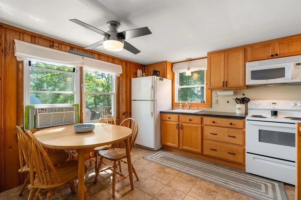 Photo of 47 Sandy Beach Rd