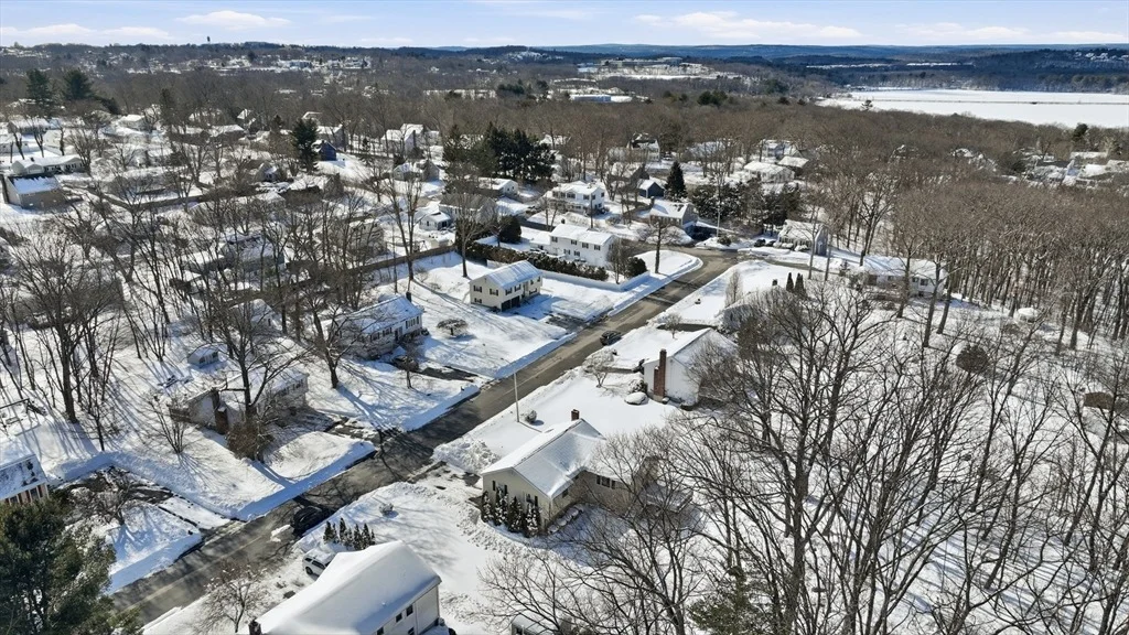 Photo of 69 Johansen Dr