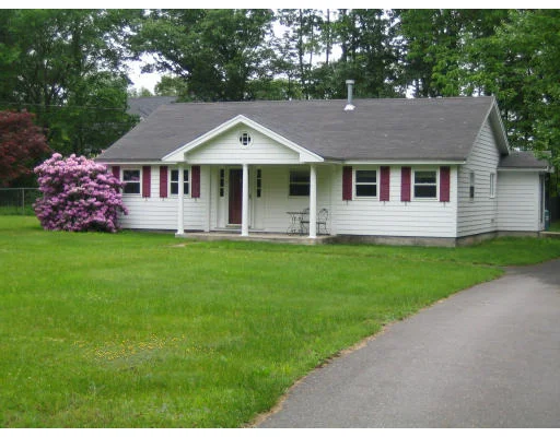 Photo of 660 Boston Rd