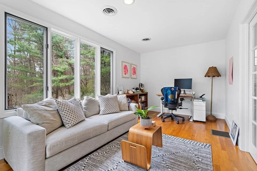 Photo of 6 Ladyslipper Lane