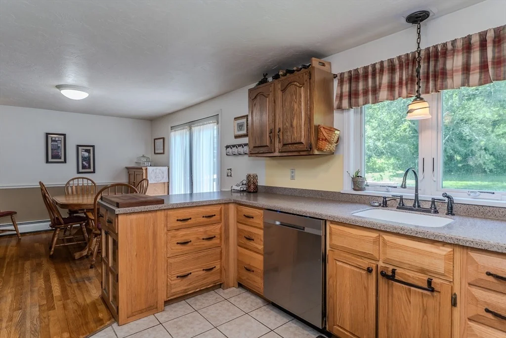 Photo of 446 Wheelwright Rd