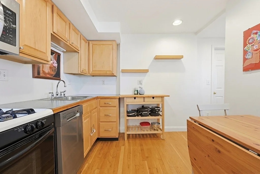 Photo of 3 Prentice Ave