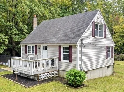Photo of 25 School House Rd
