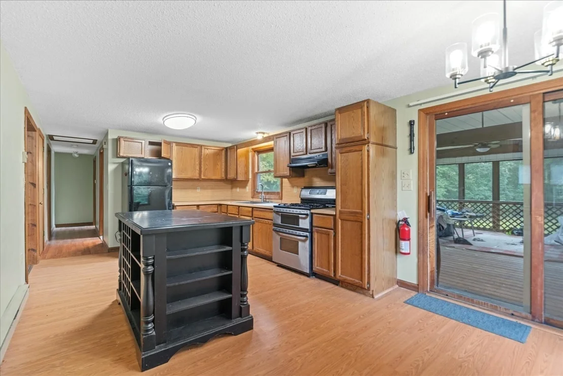 Photo of 141 Elm St.