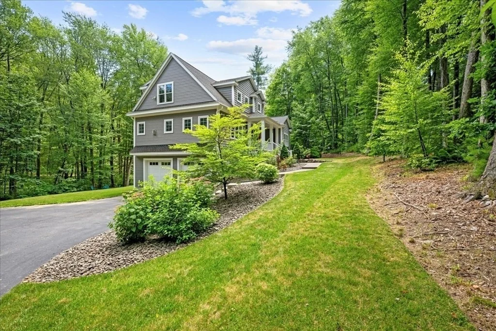 Photo of 86 Lyman Rd