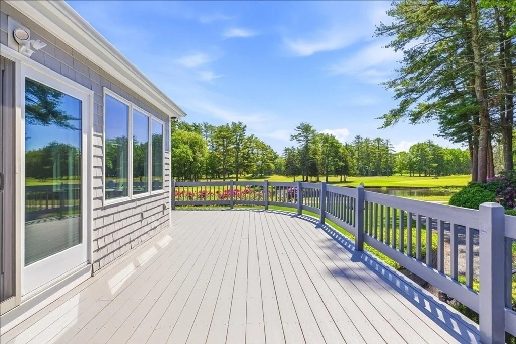 Photo of 139 Fairway Dr