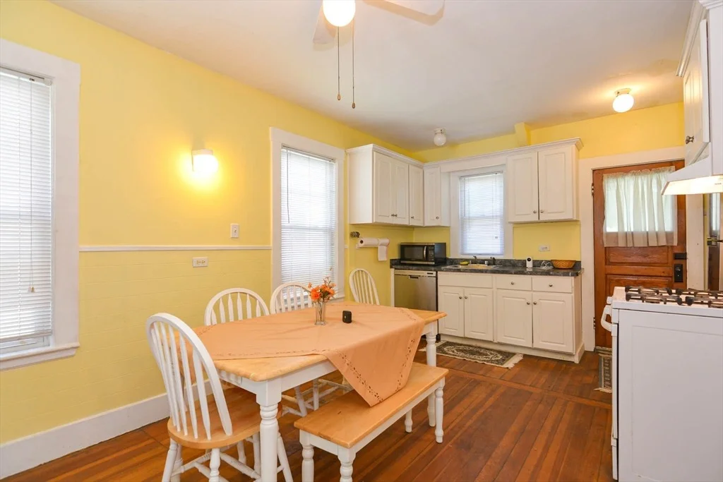 Photo of 25 Maple Ave.