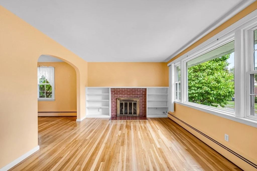 Photo of 116 Longmeadow Ave