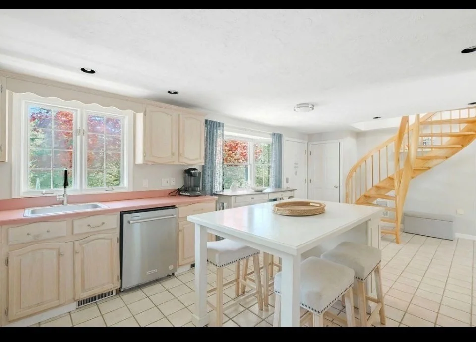 Photo of 37 Old Salem Way