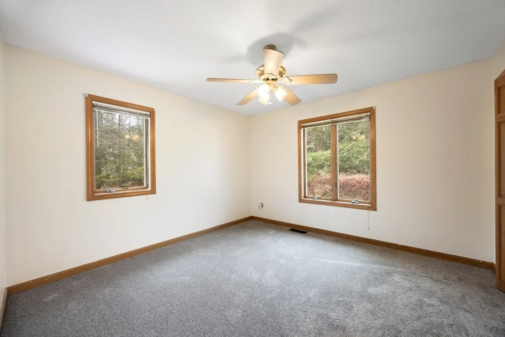 Photo of 4 Pearl Brook Road