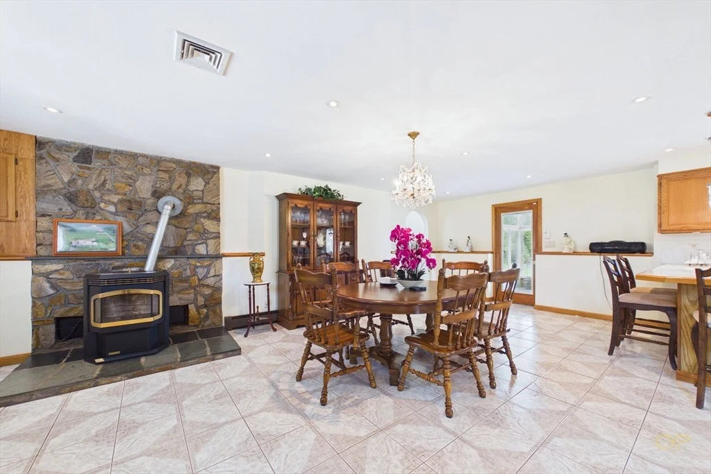 Photo of 38 Cushing Ln