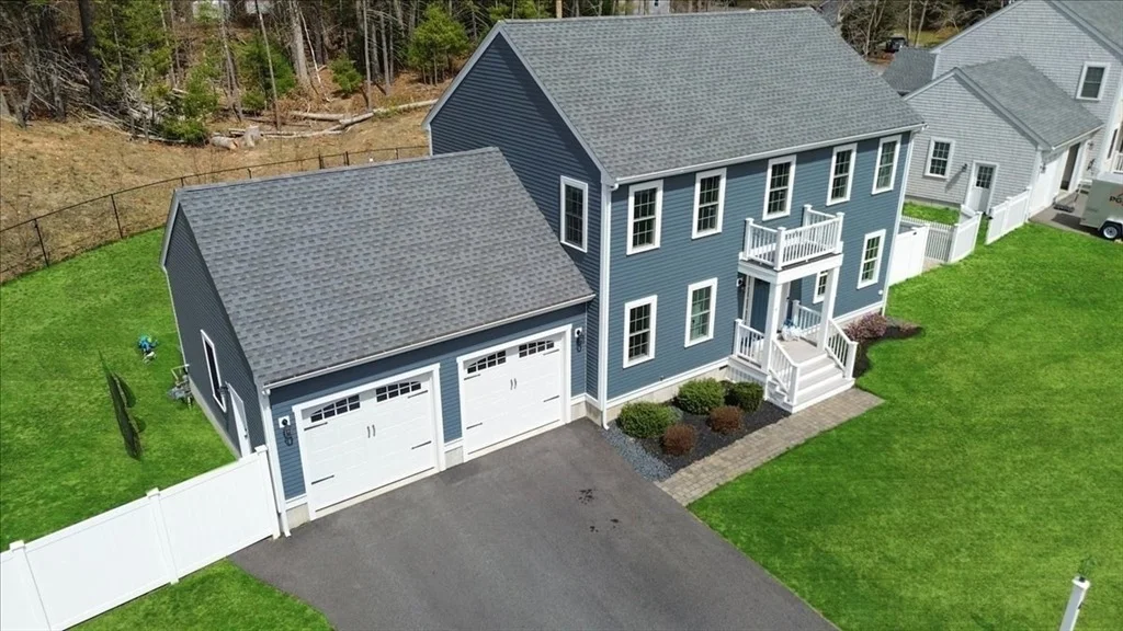 Photo of 4 Barrows Brook Cir