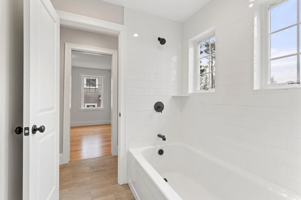 Photo of 84 Hillcrest Rd
