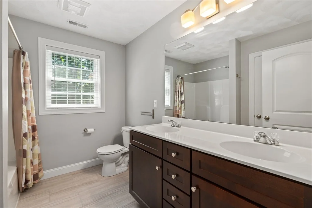 Photo of 69 Middlesex Ave