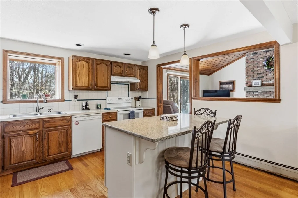 Photo of 8 Jeanne Circle