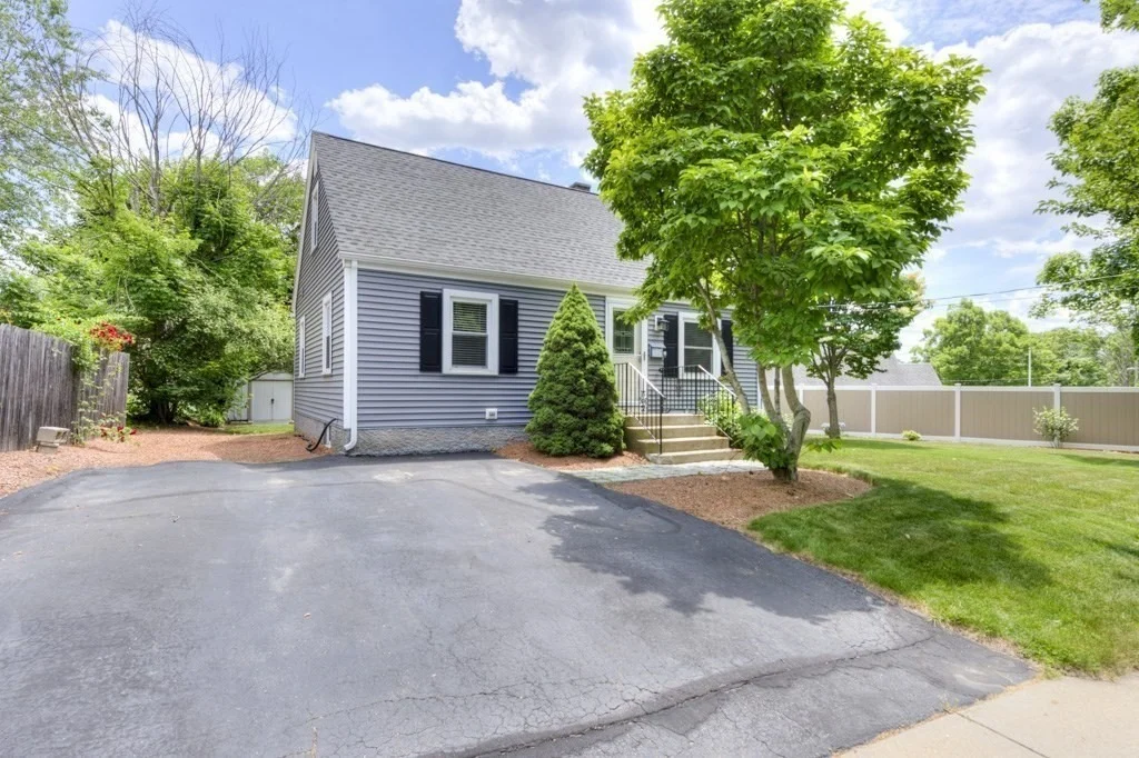 Photo of 10 Ridgewood Rd
