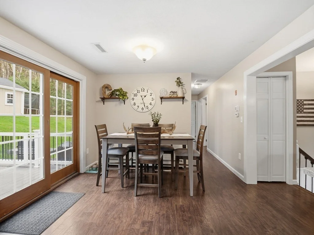 Photo of 522 Barre Rd