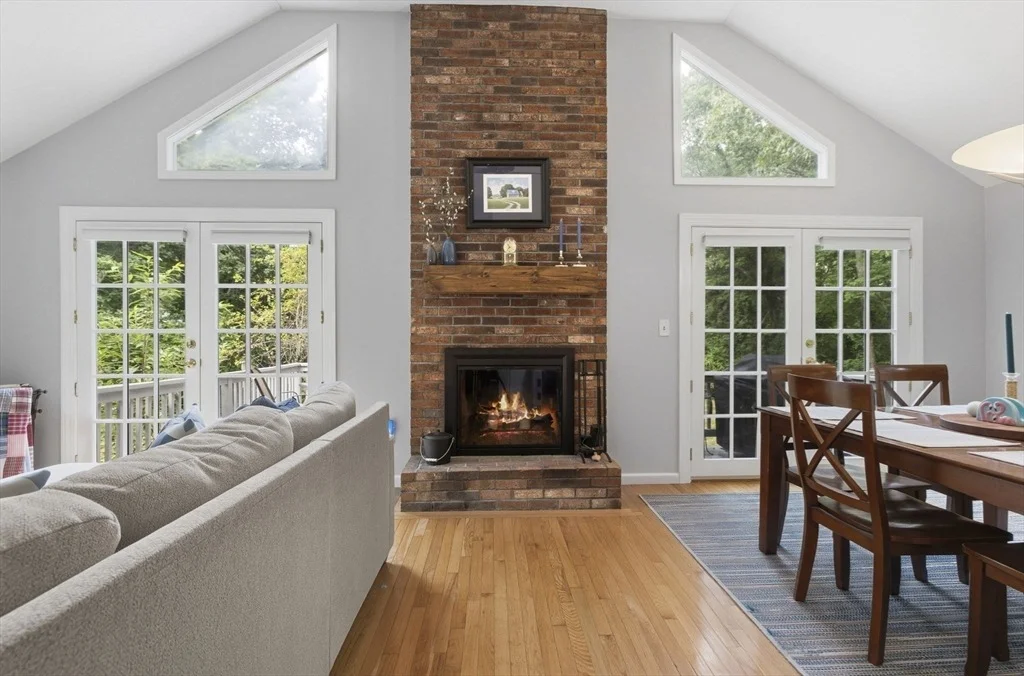 Photo of 55 Overlook Dr W
