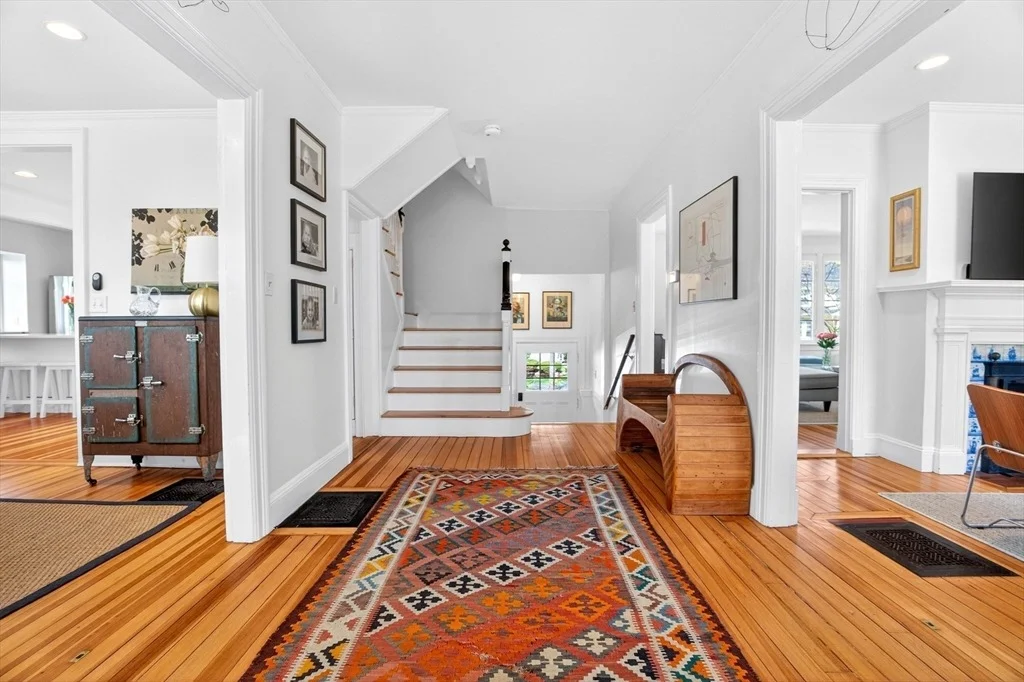 Photo of 70 Curve St