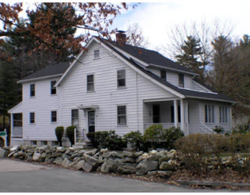 Photo of 1306 Great Plain Avenue