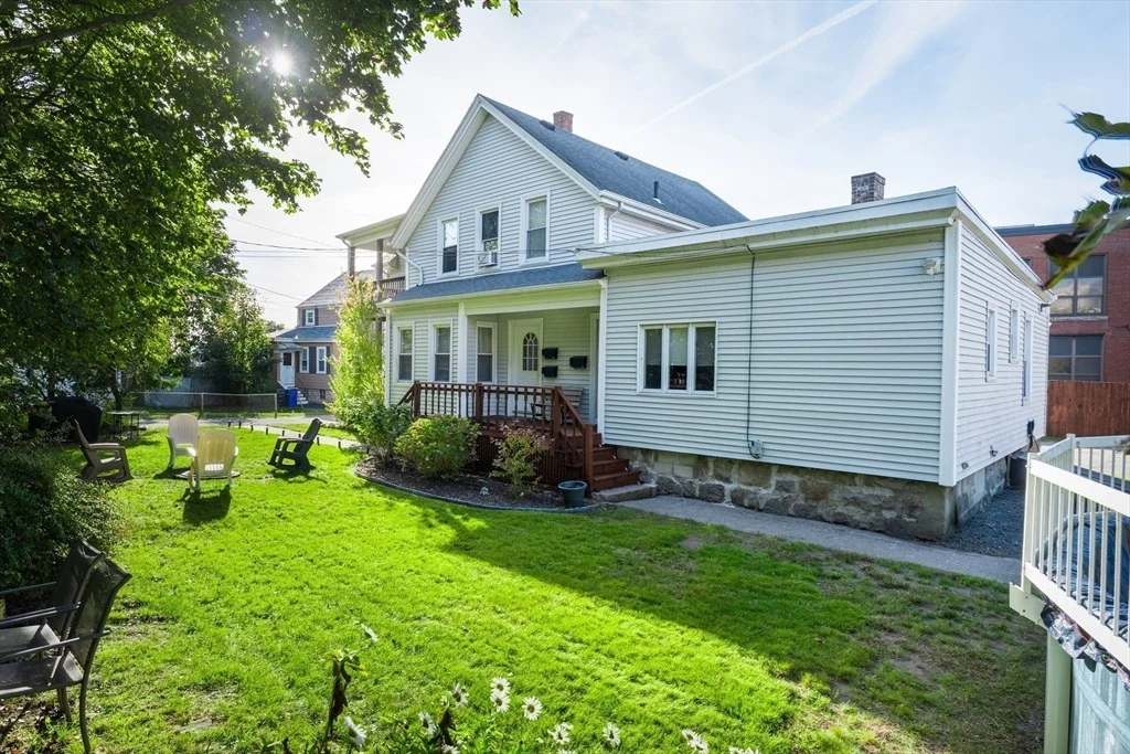 Photo of 8 Gladding Pl