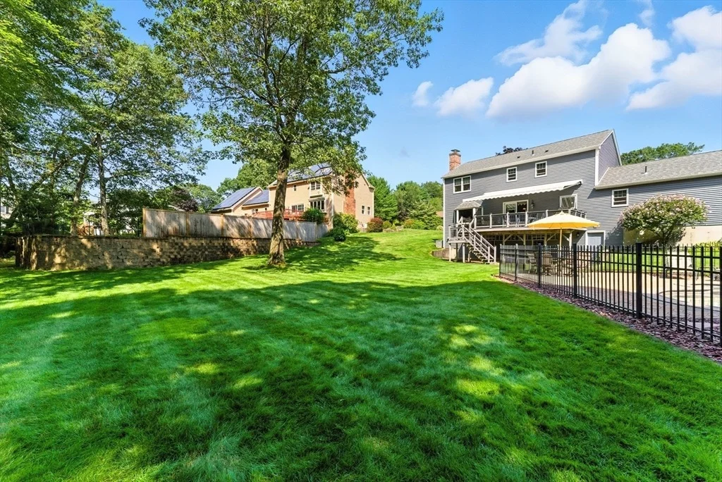 Photo of 238 Elizabeth Dr