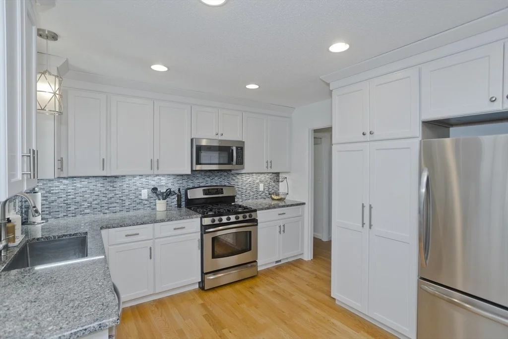 Photo of 271 Brookwood Drive