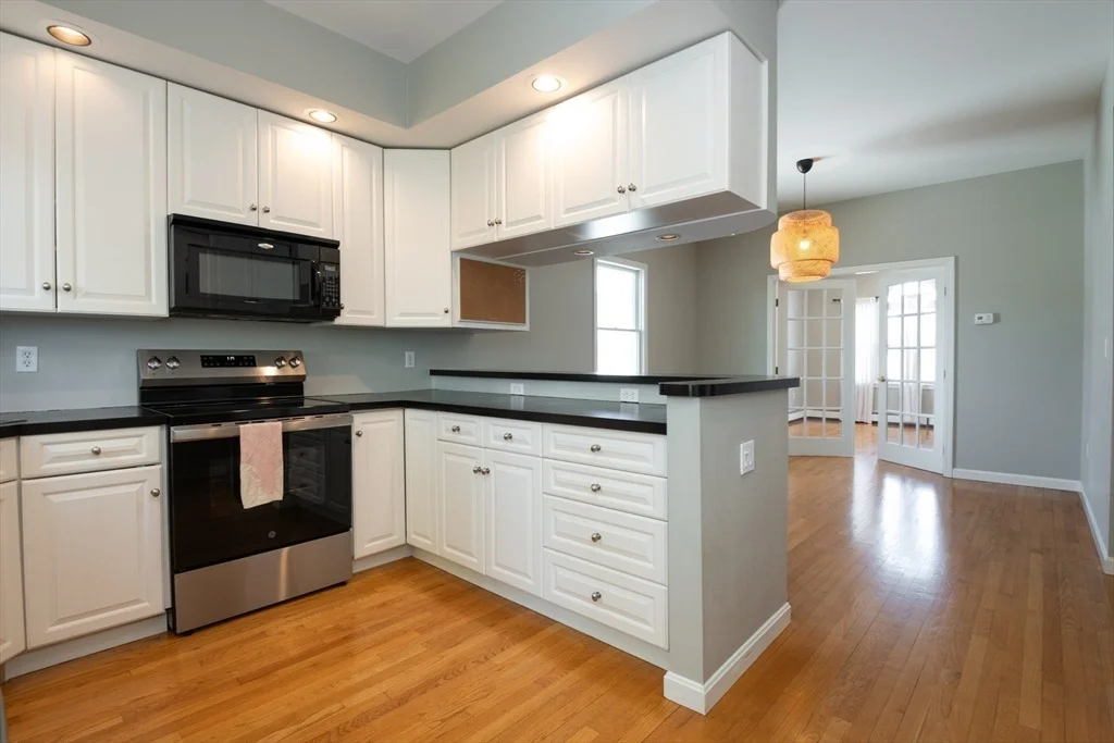 Photo of Unit 3 at 6-8 Devon Avenue