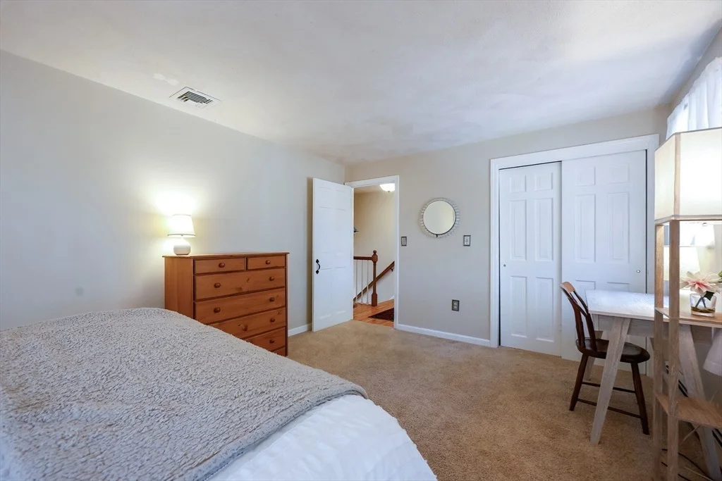Photo of 25 Miscoe Brook Dr