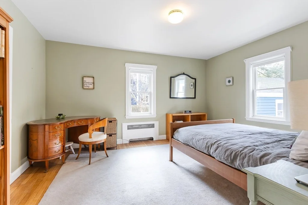 Photo of 663 Greendale Ave