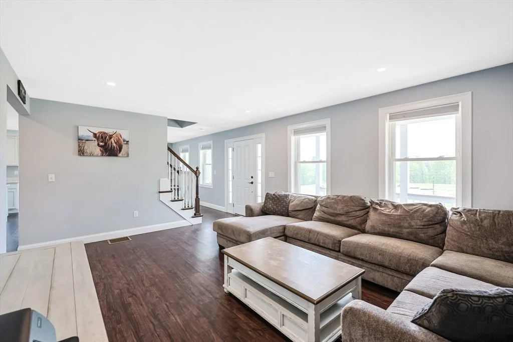 Photo of 114 Worcester Rd