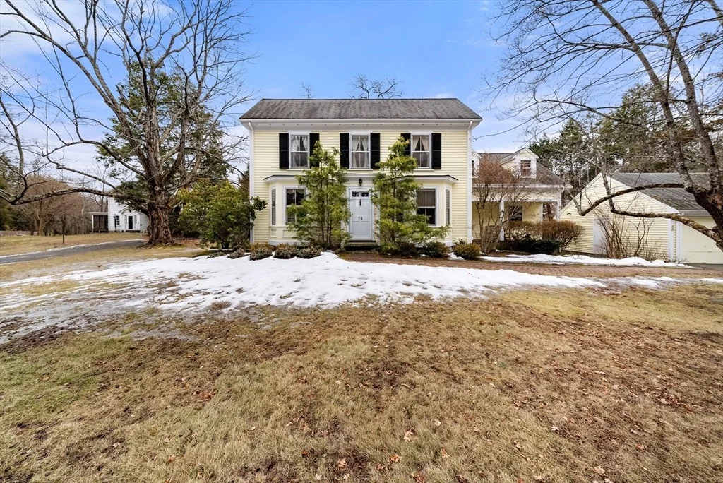 Photo of 74 Chestnut St