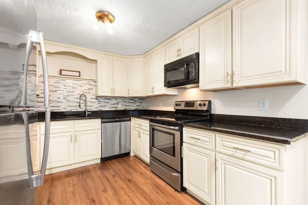 Photo of 186 Pleasant St