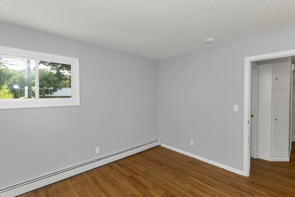 Photo of 155 Old Farm Rd