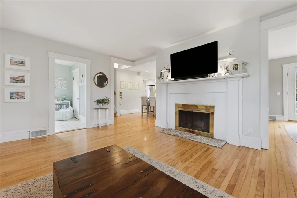 Photo of 219 Maple Avenue