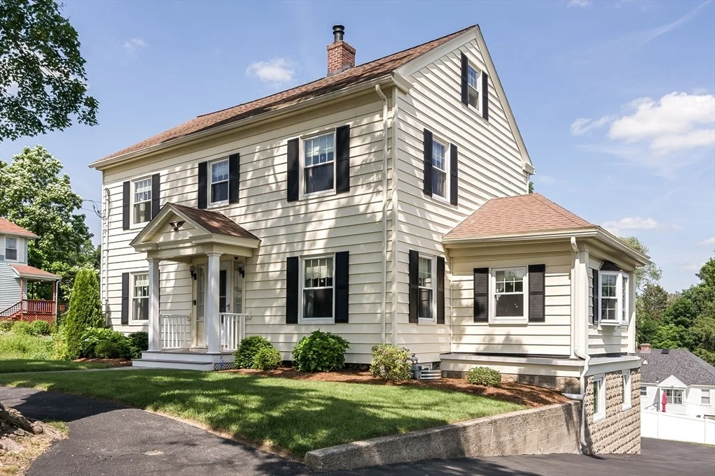 Photo of 20 Blaine Ave