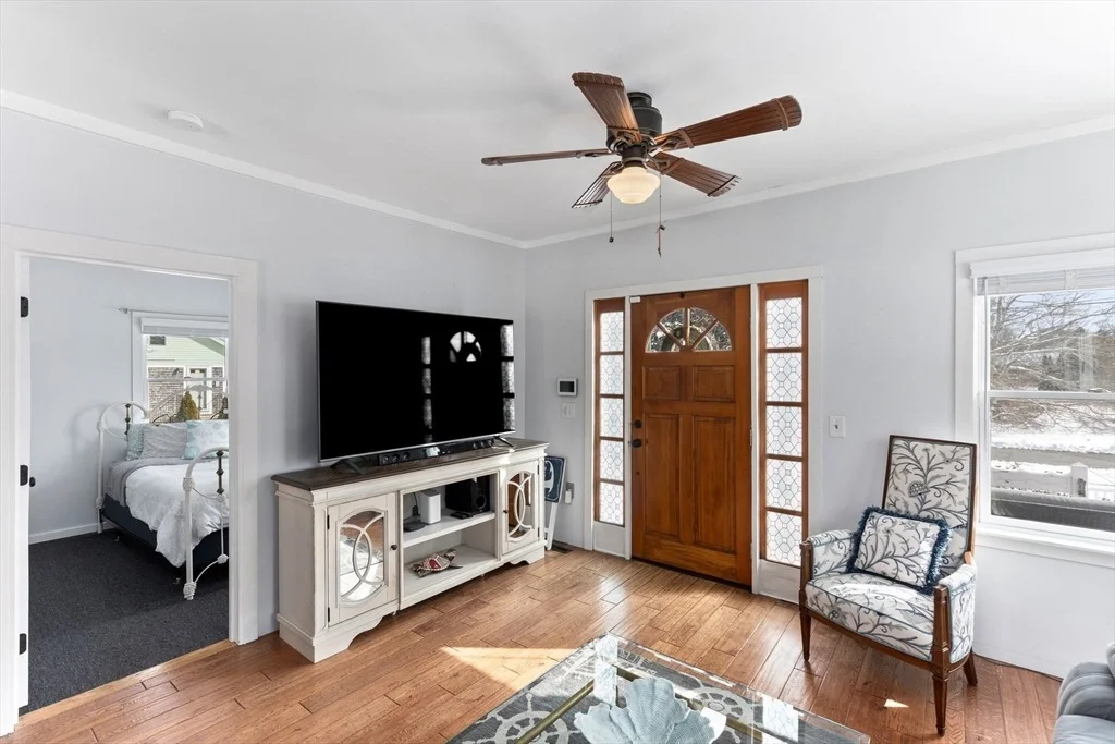Photo of 27 Harrison Ave