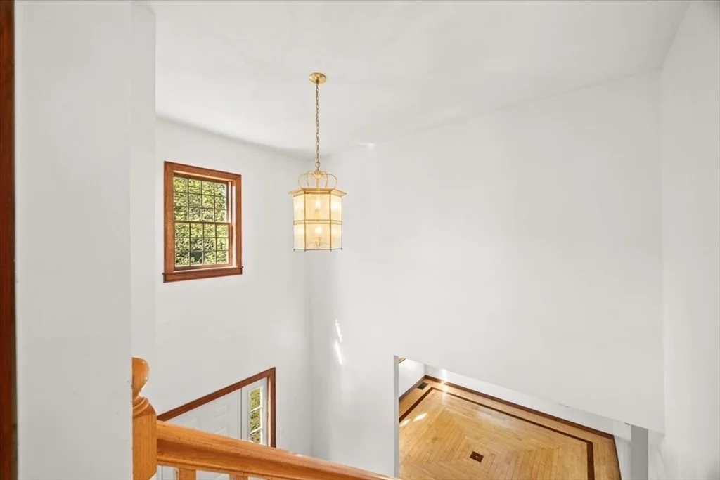 Photo of 30 Seabreeze Dr