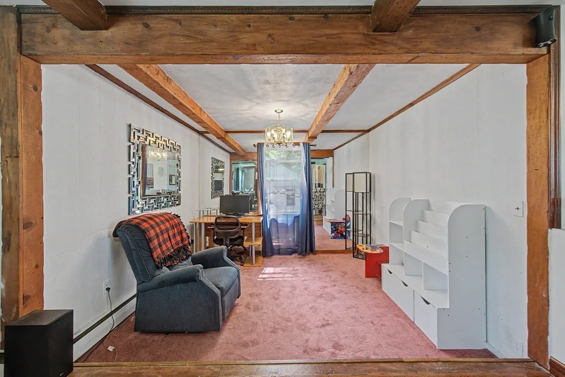 Photo of 369 Breckwood Blvd
